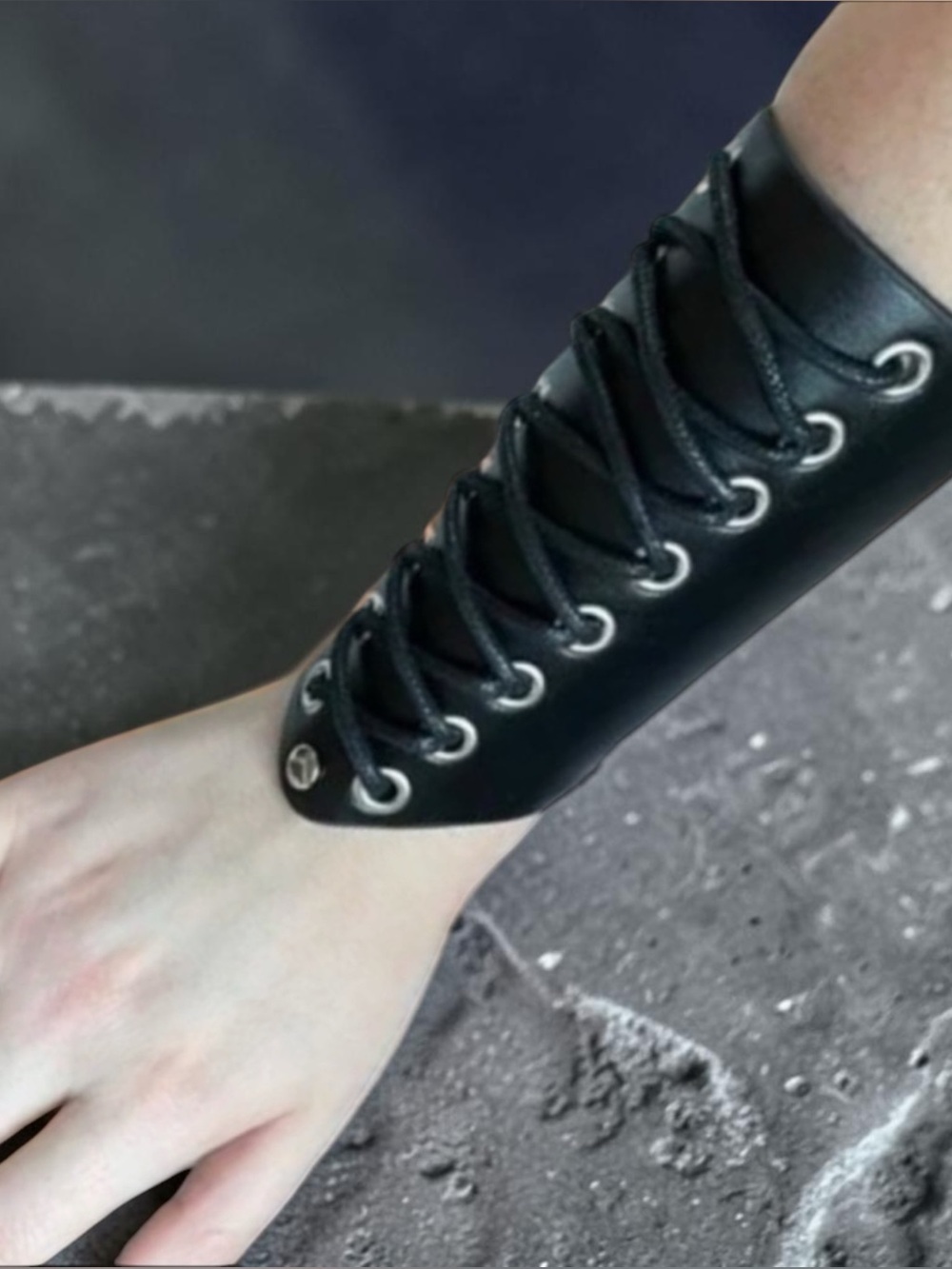 Unisex Leather Viking Fantasy Bracer Set New